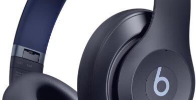 Beats Studio Pro – Wireless Bluetooth Noise Cancelling Headphones – Personalised Spatial Audio, USB-C Lossless Audio, Apple & Android Compatibility, Up to 40 Hours Battery Life – Navy