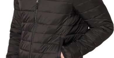 Amazon Essentials Men’s Lightweight Water-Resistant Packable Hooded Puffer Jacket