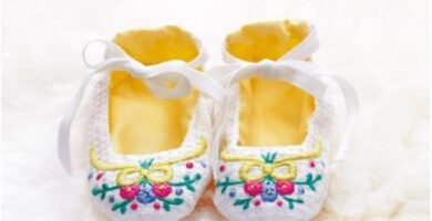 Baby Booties and Slippers Baby Booties and Slippers
