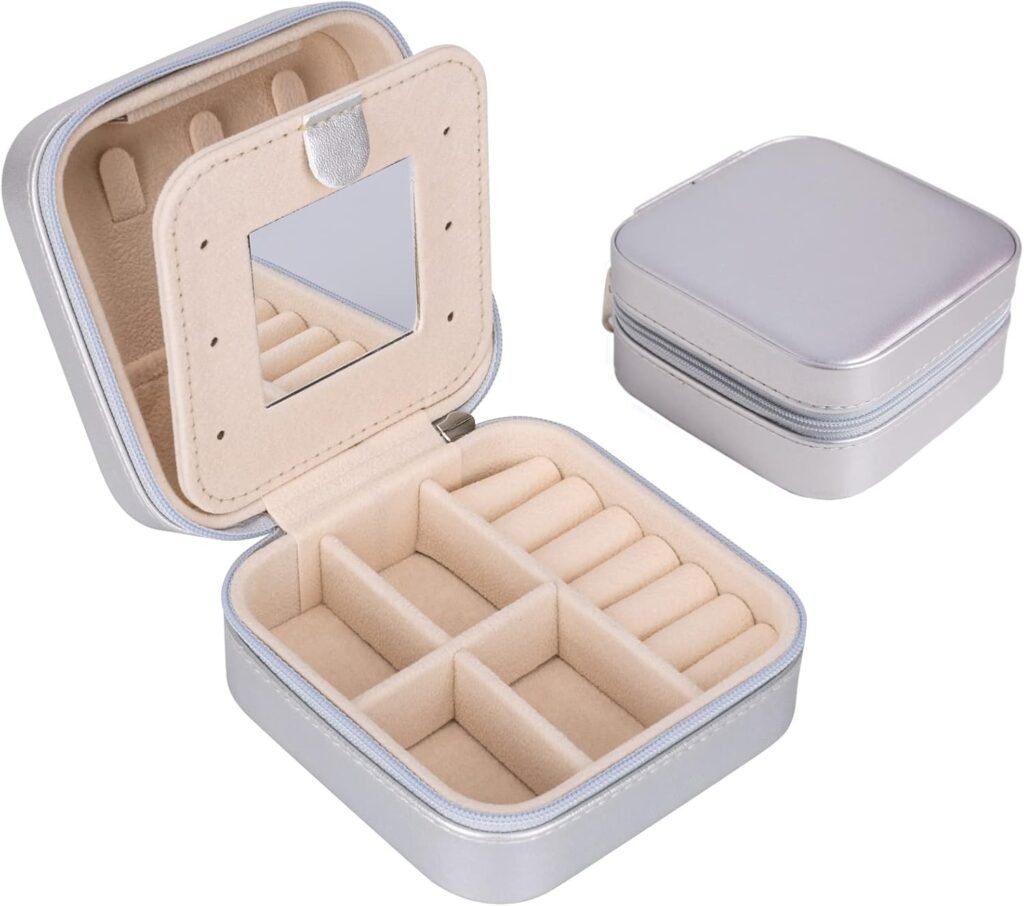 Darbermu Mini Portable Jewelry Box Organiser, Travel Jewellery Case, Leather Double Layer Jewelry Box with Mirror, Rings Earrings Necklace Bracelets Jewelry Gift Box Girls Women (Silver)