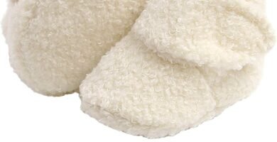 EDOTON Infant Boys Girls Warm Booties, Winter White Cute Soft Cotton Unisex Non-Skid Baby Shoes Christmas First Birthday Gift EDOTON Infant Boys Girls Warm Booties, Winter White Cute Soft Cotton Unisex Non-Skid Baby Shoes Christmas First Birthday Gift