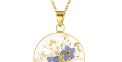 Forget-Me-Not and Queen Anne’s Lace Pressed Wildflower Necklace | Gold Pressed Flower Necklace | Personalized Handmade Necklaces | Real Flower Necklace | Bridesmaid Jewelry | 18” Forget-Me-Not and Queen Anne’s Lace Pressed Wildflower Necklace | Gold Pressed Flower Necklace | Personalized Handmade Necklaces | Real Flower Necklace | Bridesmaid Jewelry | 18”