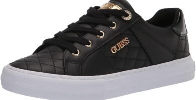 GUESS Women’s Loven3 Sneaker