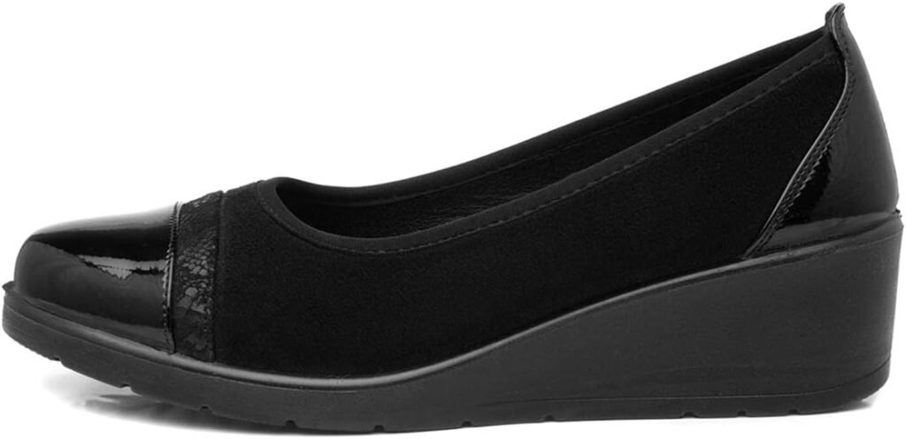 SOFT-LITES. Softlites Diana Womens Black Wedge Shoe