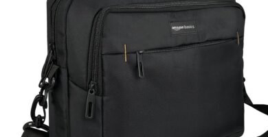 Amazon Basics Compact Laptop Shoulder Bag Carrying Case with Padded Strap and Zippered Accessory Pocket, 1-Pack, 39.6 cm, Black Amazon Basics Compact Laptop Shoulder Bag Carrying Case with Padded Strap and Zippered Accessory Pocket, 1-Pack, 39.6 cm, Black