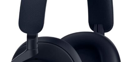 Bang & Olufsen Beoplay H95 – Luxury Wireless Bluetooth Over-Ear Active Noise Cancelling Headphones, 6 Microphones, Playtime Up to 50 Hours, Headset with Aluminium Carrying Case – Navy