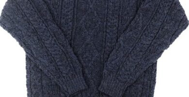 British Wool 100% Round Crew Neck Mens Jumper Made in UK – Unisex Long Sleeve Arran Cable Knitted Pullover Winter Sweater for Jumpers for Men UK – Gift Christmas Jumpers for Men