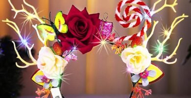 Handcess Light up Christmas Headband LED Reindeer Antlers Hair Band Glowing Costume Flower Hair Hoop Luminous Xmas Hair Accessories for Women and Girls Handcess Light up Christmas Headband LED Reindeer Antlers Hair Band Glowing Costume Flower Hair Hoop Luminous Xmas Hair Accessories for Women and Girls