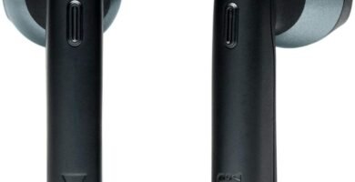 JBL TUNE 220TWS True Wireless Earbud Headphones (Black)