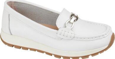 Jo & Joe Ladies Casual Slip-On Smooth Leather Comfort Sporty Wedge Loafer with Chain Trim Sizes 4-8