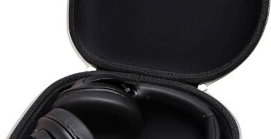 L LTGEM Headphone Case for JBL Tune, JBL live, Soundcore Anker, Sony, Skullcandy, Bose QuietComfort, OneOdio, Beats, Bang Olufsen, 1MORE – Hard Travel Protective Carrying Storage Bag – Pink