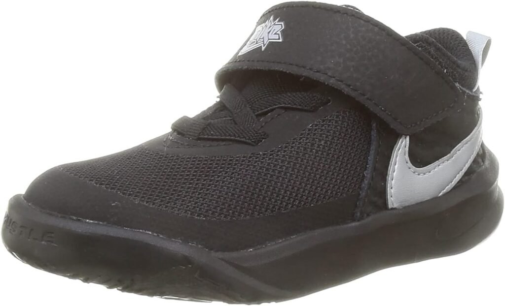 NIKE Unisex Kid’s Team Hustle D 10 Gymnastics Shoe NIKE Unisex Kid’s Team Hustle D 10 Gymnastics Shoe
