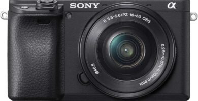 Sony Alpha 6400 | APS-C Mirrorless Camera with Sony 16-50 mm f/3.5-5.6 Power Zoom Lens