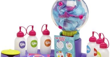 Tybo Design Studio, Arts and Crafts, Tie Dye, Easy to Use Kit, Creative Fun, Ultimate Mess Free Fun for Boys and Girls Age 6+ Tybo Design Studio, Arts and Crafts, Tie Dye, Easy to Use Kit, Creative Fun, Ultimate Mess Free Fun for Boys and Girls Age 6+