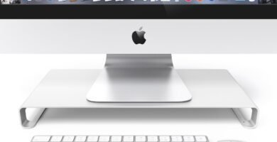 Desire2 Monitor Stand Riser, Silver Aluminium Metal Desk Shelf, Designed for iMac Stand, Macbook, Laptop Screen Riser, Slim Computer Stands, Printer, Office Organisation, Computer Accessories for Desk