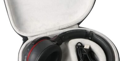 Khanka Hard Universal Headphone Case for Sony/Audio-Technica/Xo Vision/Behringer/Beats/Photive/Philips/Bose/Maxell/Panasonic and More Headphones.(case only) Khanka Hard Universal Headphone Case for Sony/Audio-Technica/Xo Vision/Behringer/Beats/Photive/Philips/Bose/Maxell/Panasonic and More Headphones.(case only)