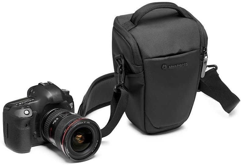 Manfrotto Advanced Holster M III, Case for Mirrorless Camera with Lens, Camera Bag with Tripod Mount and Rain Cover, Photography Accessories Manfrotto Advanced Holster M III, Case for Mirrorless Camera with Lens, Camera Bag with Tripod Mount and Rain Cover, Photography Accessories