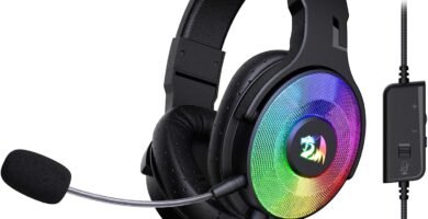 Redragon H350 RGB Wired Gaming Headset, Dynamic RGB Backlight – Stereo Surround-Sound – 50MM Drivers – Detachable Microphone, Over-Ear Headphones Works for PC/PS4/XBOX One/NS (Black) Redragon H350 RGB Wired Gaming Headset, Dynamic RGB Backlight – Stereo Surround-Sound – 50MM Drivers – Detachable Microphone, Over-Ear Headphones Works for PC/PS4/XBOX One/NS (Black)