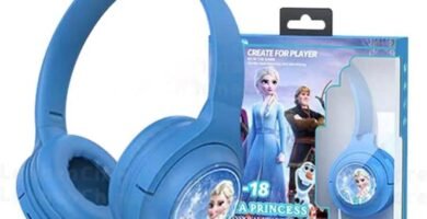 S&M Fashion Frozen Bluetooth Headphones for Kids, Wireless Over Ear Design, Soft Pads S&M Fashion Frozen Bluetooth Headphones for Kids, Wireless Over Ear Design, Soft Pads