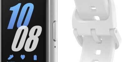 Samsung Galaxy Fit3, Smart Watch, Fitness Tracker, Health Monitoring, Silver, 3 Year Manufacturer Extended Warranty (UK Version) Samsung Galaxy Fit3, Smart Watch, Fitness Tracker, Health Monitoring, Silver, 3 Year Manufacturer Extended Warranty (UK Version)