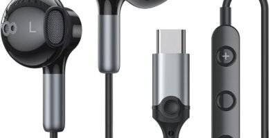 USB C Headphones for iPhone 16 15 USB C Earphones with Mic Volume Control Wired Headphones USB Type C Earphones for iPhone 16 15 Pro/16 15 Pro Max, iPad Pro/Air 5 4/MINI 6/iPad 10, Pixel 8 7, Samsung USB C Headphones for iPhone 16 15 USB C Earphones with Mic Volume Control Wired Headphones USB Type C Earphones for iPhone 16 15 Pro/16 15 Pro Max, iPad Pro/Air 5 4/MINI 6/iPad 10, Pixel 8 7, Samsung